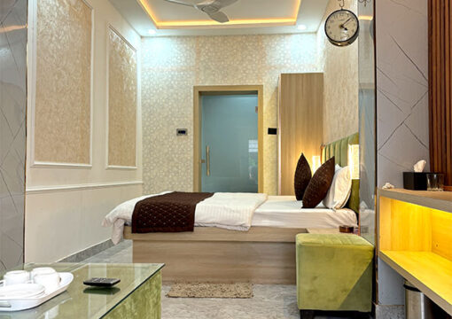 Royal Room