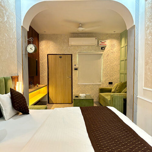 Royal Room